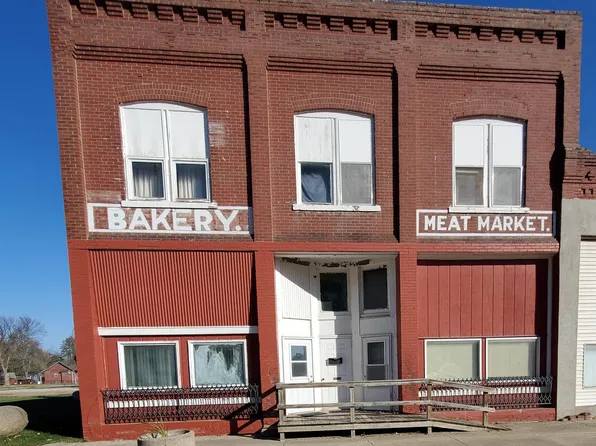 116 N 4th St, Seymour, IA 52590