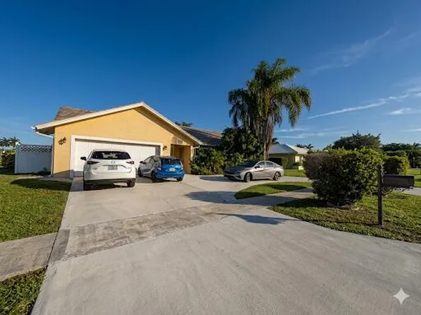 2554 SW 23rd Cranbrook Drive, Boynton Beach, FL 33436