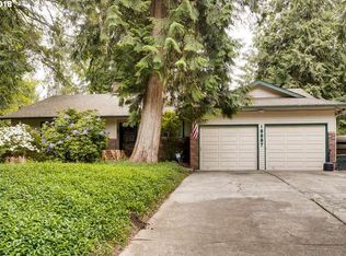 18887 S Forest Grove Loop, Oregon City, OR 97045