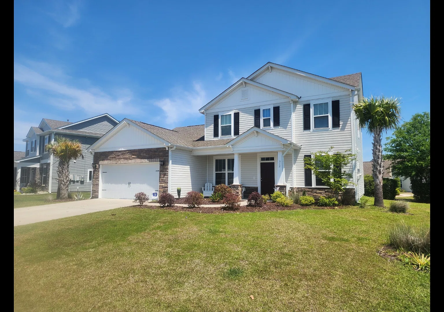 4 bed, 2777 sqft, $3,000 — Photo 1