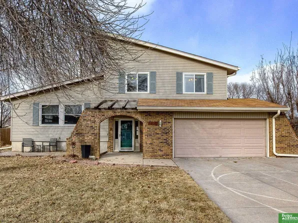 5806 S 105th St, Omaha, NE 68127