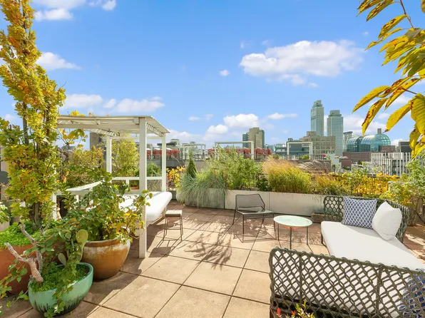 85 North Third Street image 11 of 17