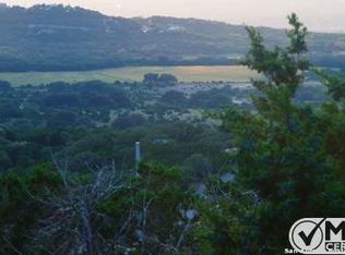 6095 Bump Gate Rd, Pipe Creek, TX 78063