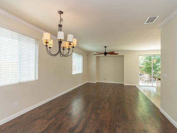 5th image of 160 Penhow Cir