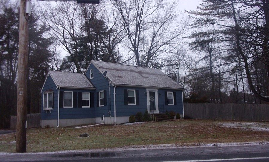 1st image of 900 Central St