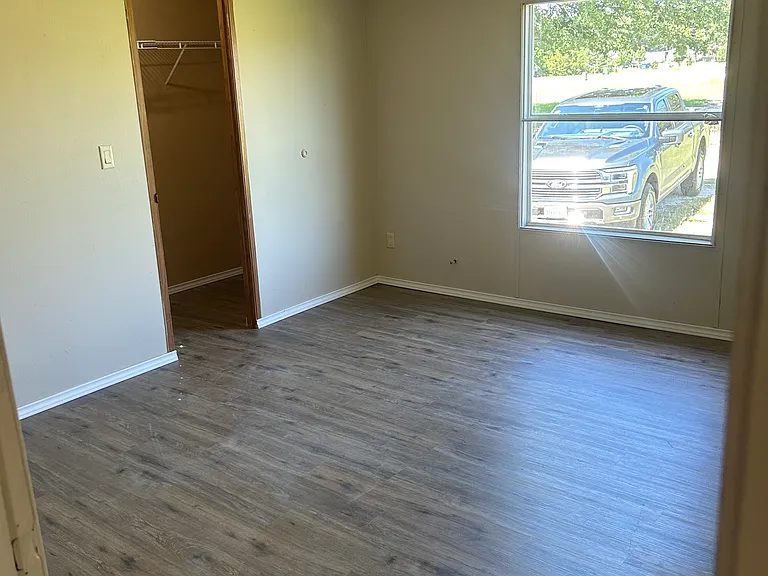 239 Cedar Dr — Photo 16