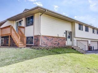 1641 Hickory Ln, Eagan, MN 55122