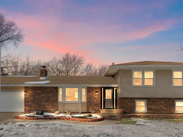 1138 N Broad St, Griffith, IN 46319