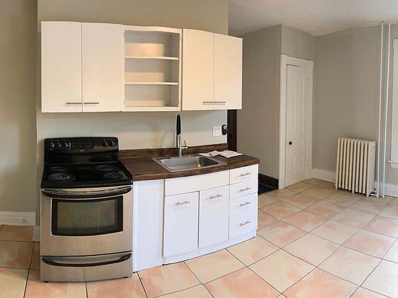 5th image of 2549 Ingleside Ave APT 2