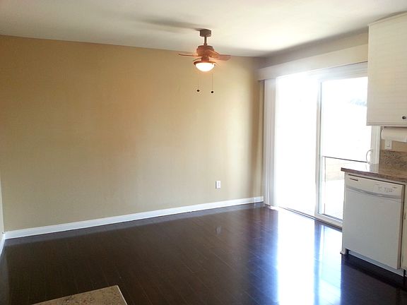 4th image of 2609 S Woodlark Dr