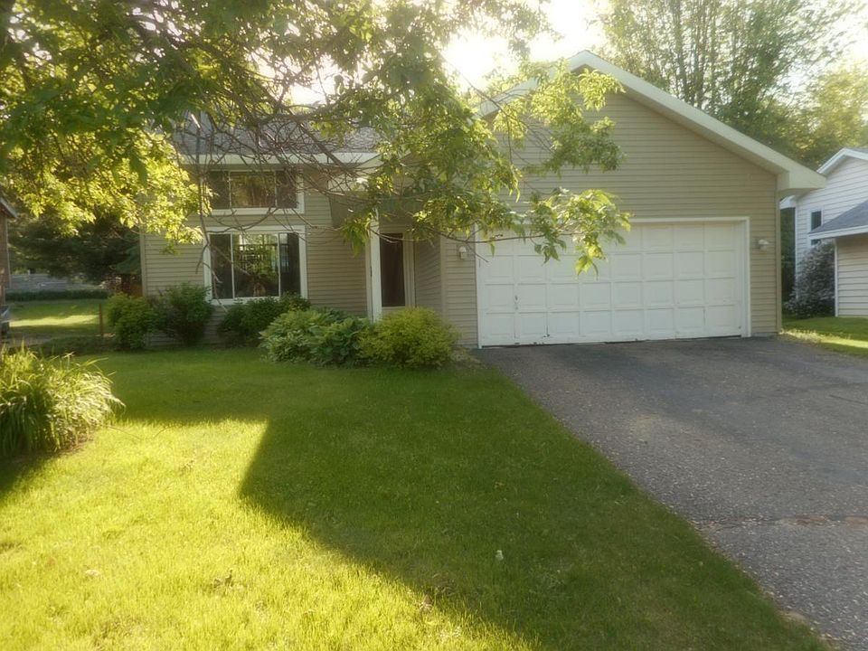 1st image of 4346 Yorktown Dr