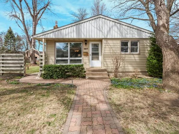 1217 8th Ave SE, Saint Cloud, MN 56304