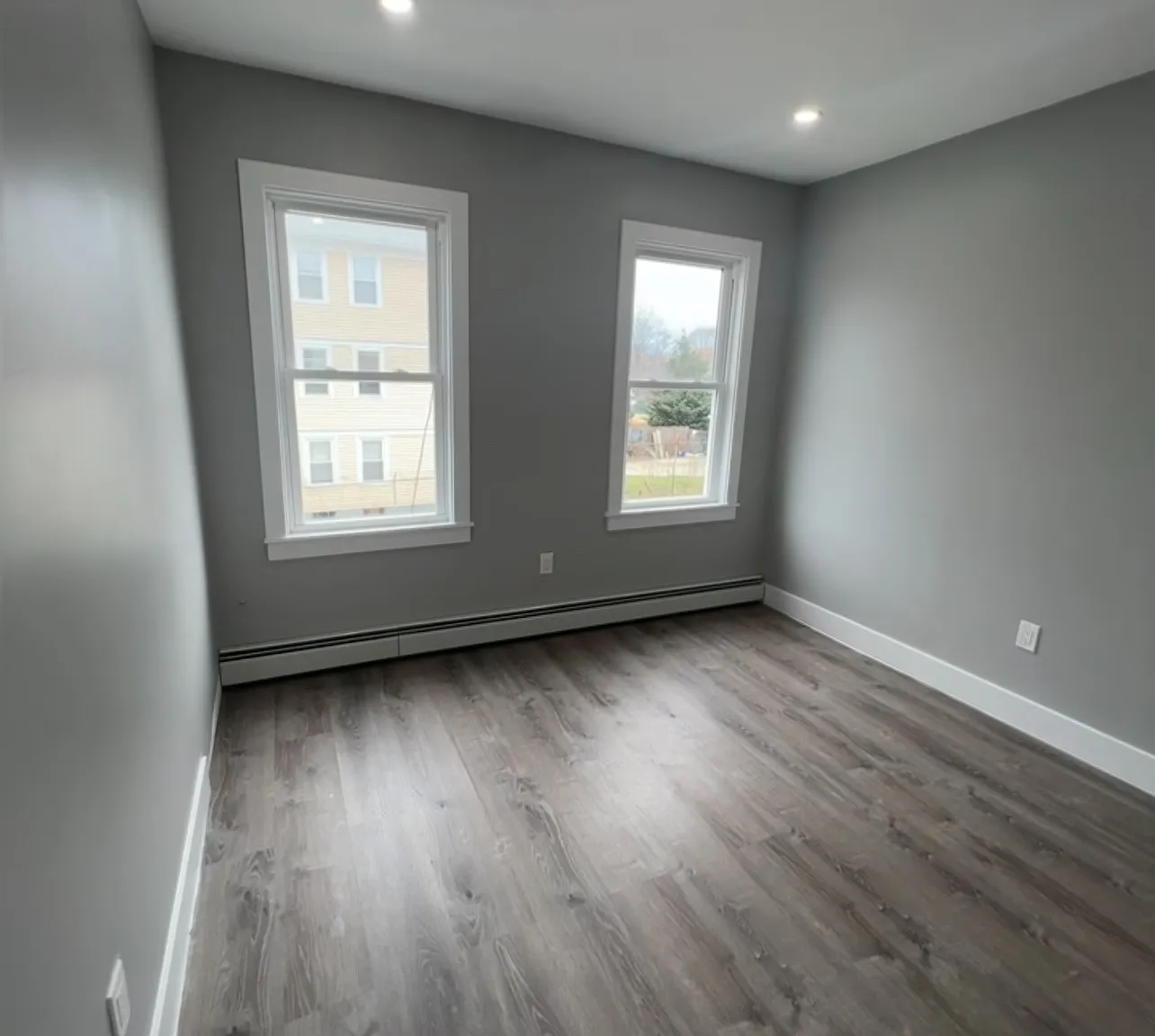 3 bed, $2,200 — Photo 4