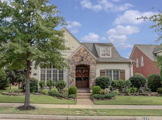 298 Colbert St E, Collierville, TN 38017