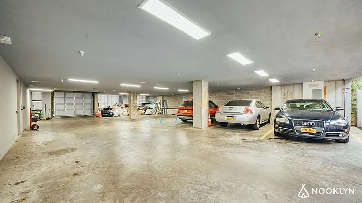 Rented by Nooklyn NYC LLC | media 4