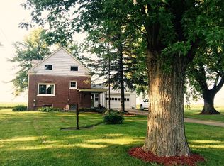 7101 E Creek Rd, Clinton, WI 53546