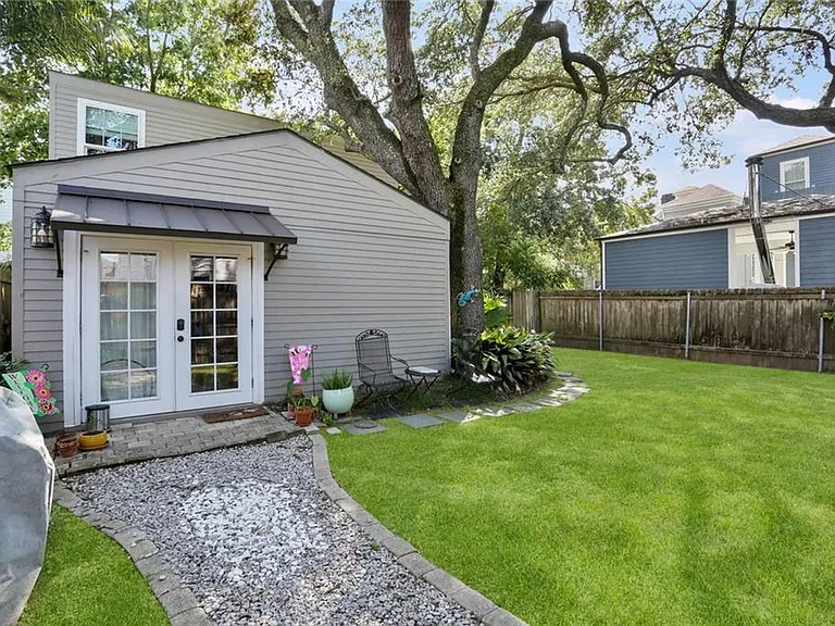5832 Clara St #B — Photo 1