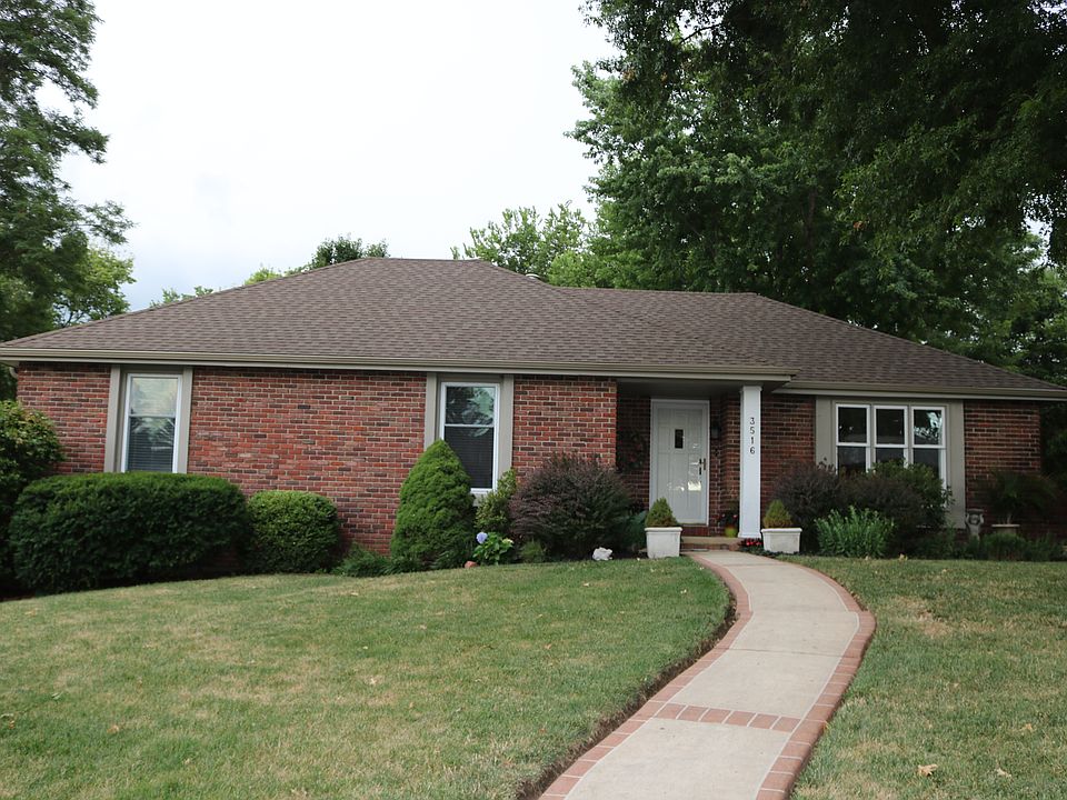 1st image of 3516 Emerald Ln