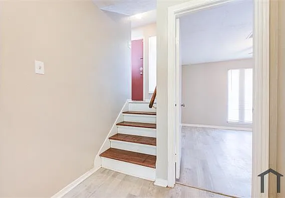 15902 Timber Valley Dr — Photo 11
