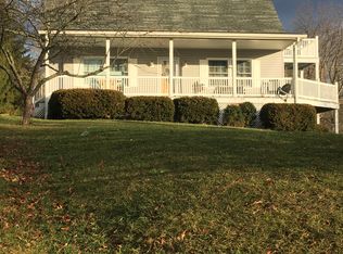 1339 McGuffin Rd, Warm Springs, VA 24484