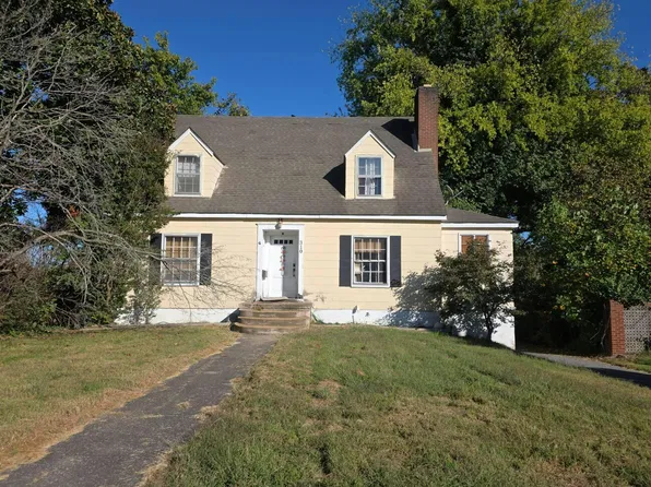 310 Wallace Ln, Paducah, KY 42001