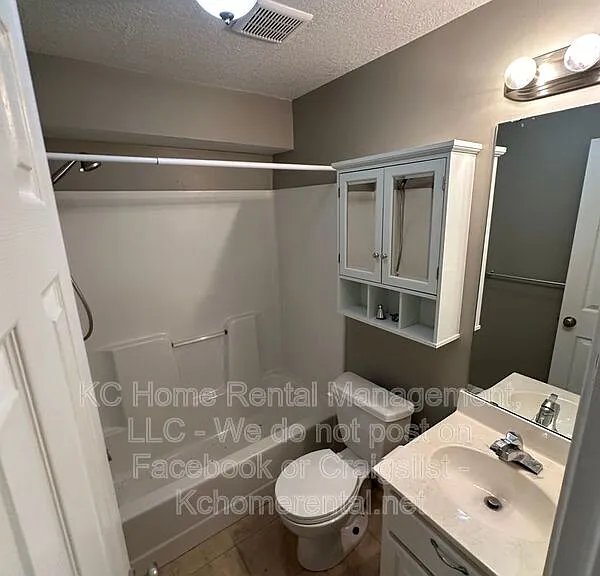 11314 N Lewis Ave — Photo 38