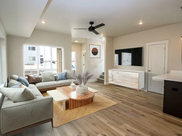 The Grange Single Family Homes. EV Charging Stations. Up to 2 Months Free Rent Promotion!