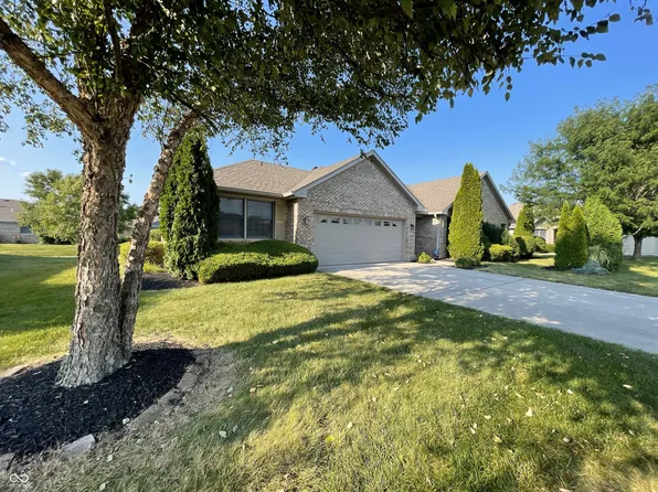 1144 Woodridge, Brownsburg, IN 46112