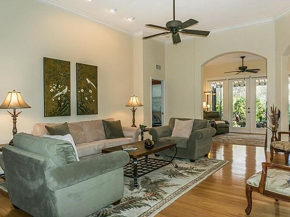 3rd image of 346 Lansbrook Dr