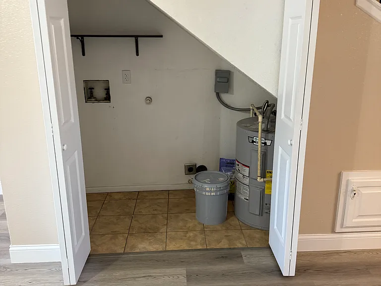 3529 N Central Dr — Photo 12