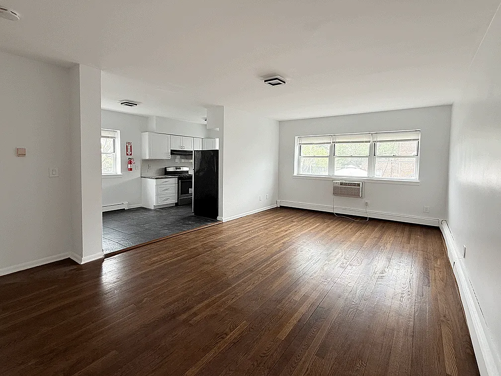 109 William Street - 4 — Photo 3