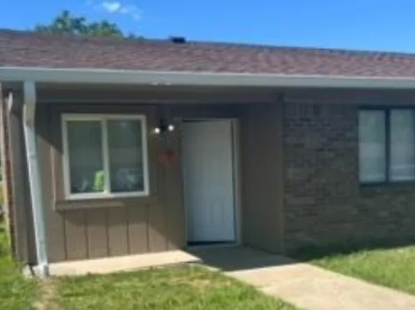 2855 Oxford Ln, Indianapolis, IN 46218