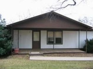 912 Scott Dr, Llano, TX 78643