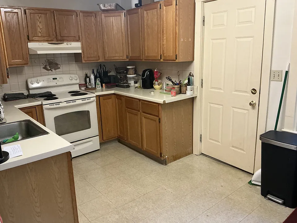 492 Central St #2