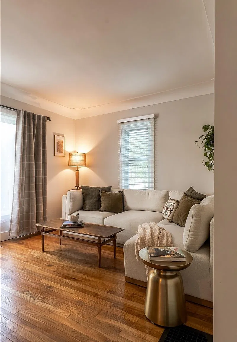 2 bed, 1158 sqft, $2,550 — Photo 3