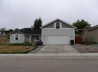3104 Saddle String Cir, Gillette, WY 82716