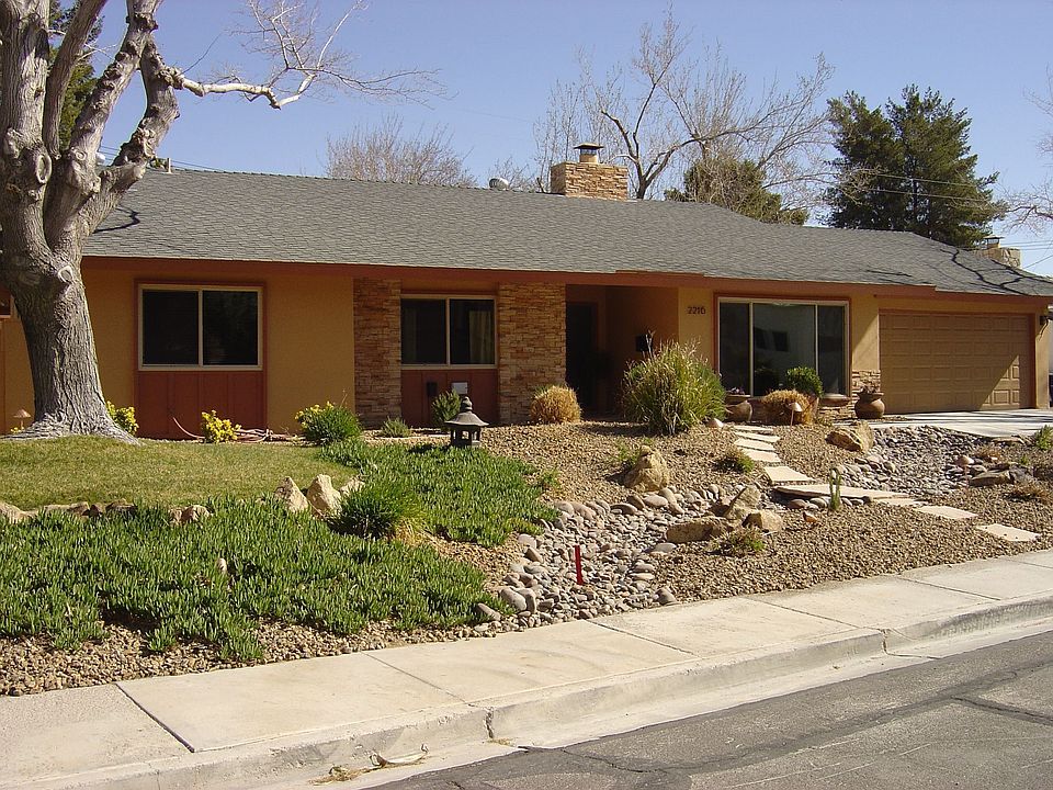 Newly Painted w/ Cultured Stone Accent