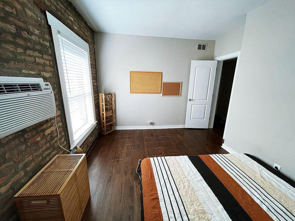 1st image of 3418 N Elaine Pl #1