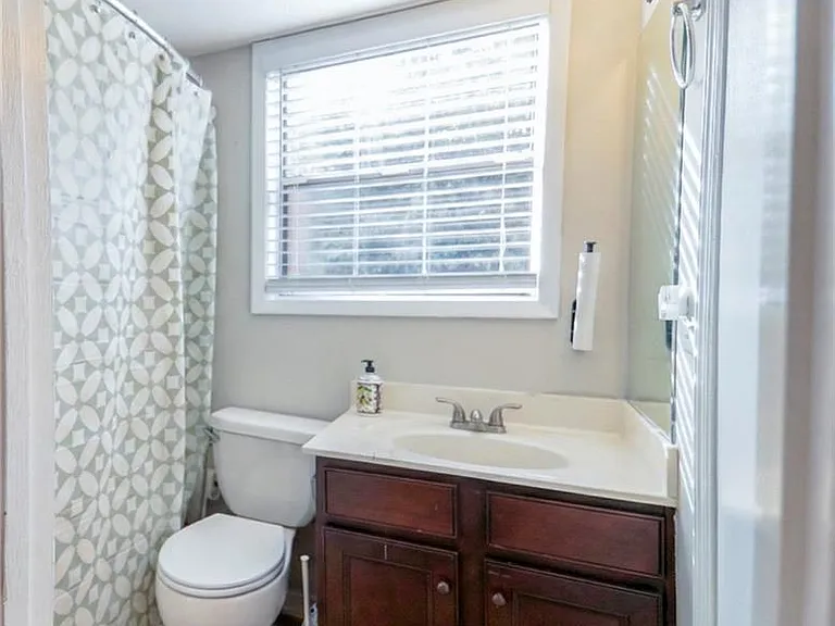516 Faith St NW — Photo 33