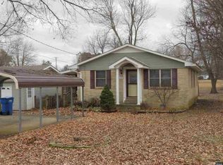 1013 W 4th St, Fulton, KY 42041