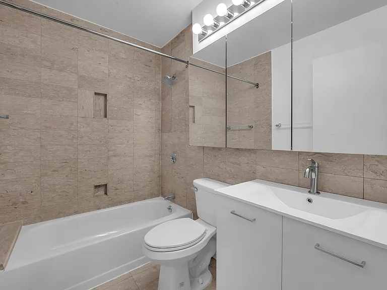 630 1st Ave #9M — Photo 18