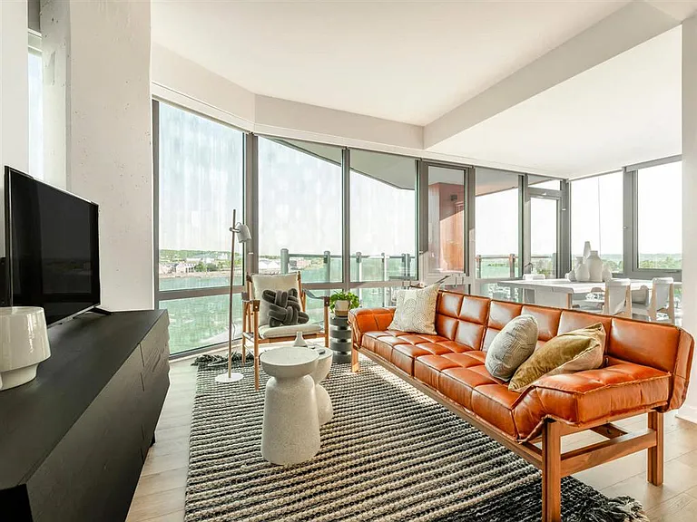 Riverpoint — Photo 14
