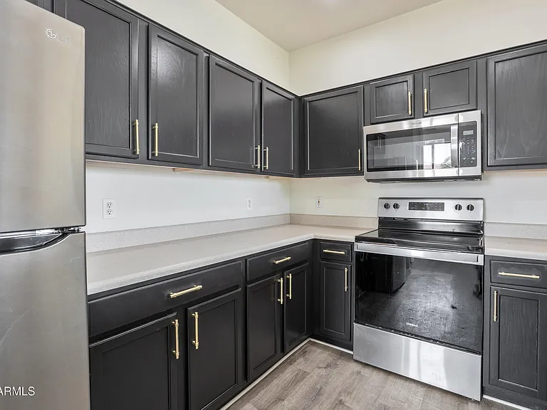 1335 E June St #205 — Photo 29