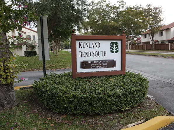9060 SW 125th Ave #C105, Miami, FL 33186