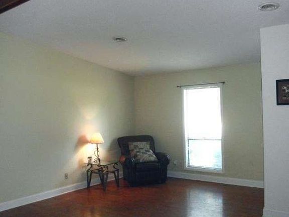 2nd image of 242 N Colony Cir