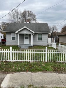1907 Lower Hunters Trce, Louisville, KY, 40216