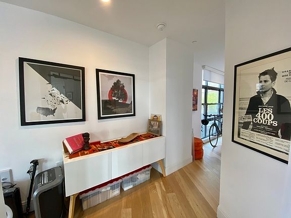 3rd image of 329 E 132nd St #2E2