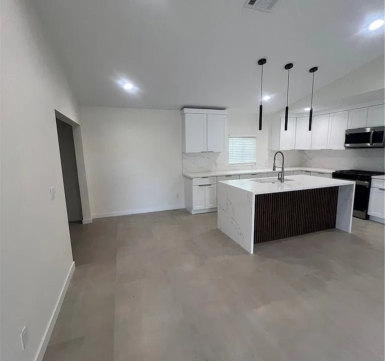 68135 Peladora Rd