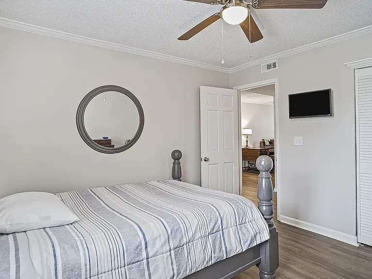 1301 Neelys Bend Rd #B14 — Photo 14