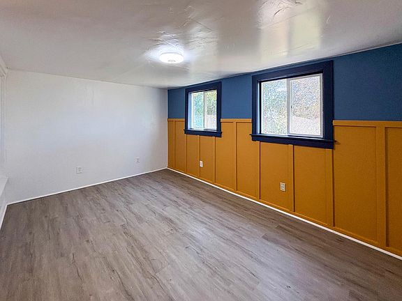 4th image of 529 Landis Cir